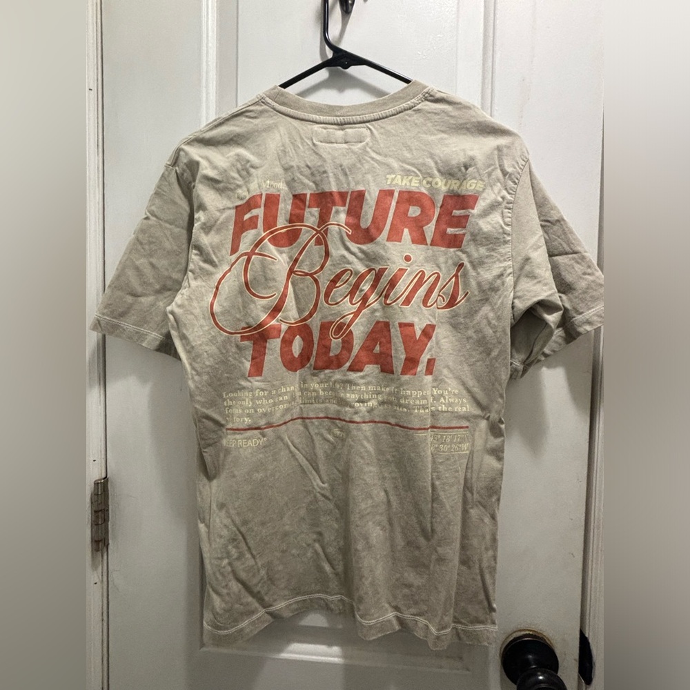 Zara Graphic Tee New